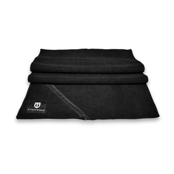 Custom-woven-logo-label-lint-free-and-anti-baterial-microfiber-gym-towel-with-zipper-2 - Image 3